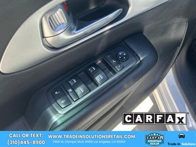 2018 Chrysler Pacifica Limited S Appearance Package   - Photo 33 - Los Angeles, CA 90064