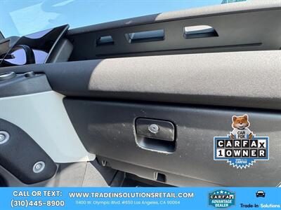 2022 Land Rover Defender 110 X-Dynamic SE  AWD - Photo 49 - Los Angeles, CA 90064