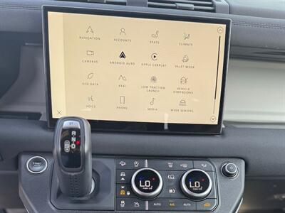 2022 Land Rover Defender 110 X-Dynamic SE  AWD - Photo 26 - Los Angeles, CA 90064