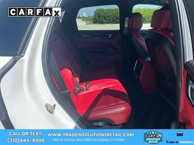 2023 Porsche Cayenne Premium Package AWD - Photo 39 - Los Angeles, CA 90064