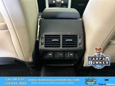 2023 Land Rover Discovery Sport S 4WD  3RD Row Seats - Photo 42 - Los Angeles, CA 90064