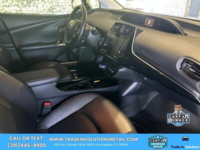 2020 Toyota Prius XLE   - Photo 32 - Los Angeles, CA 90064