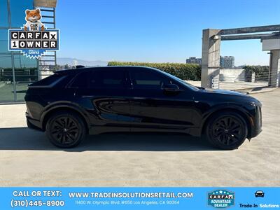 2023 Cadillac LYRIQ Luxury AWD   - Photo 8 - Los Angeles, CA 90064