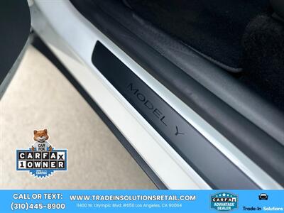 2022 Tesla Model Y Long Range AWD   - Photo 20 - Los Angeles, CA 90064