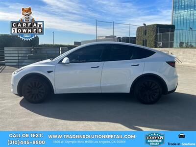 2022 Tesla Model Y Long Range AWD   - Photo 2 - Los Angeles, CA 90064