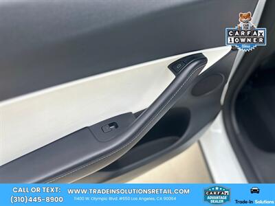 2022 Tesla Model Y Long Range AWD   - Photo 29 - Los Angeles, CA 90064