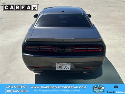 2018 Dodge Challenger SXT Super Track Pak - Photo 5 - Los Angeles, CA 90064