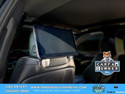 2023 Cadillac Escalade ESV Sport Platinum  4WD - Photo 39 - Los Angeles, CA 90064