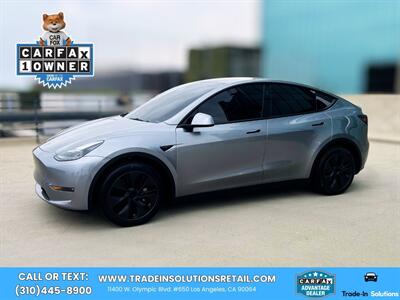 2025 Tesla Model Y Long Range  Dual Motor - Photo 1 - Los Angeles, CA 90064