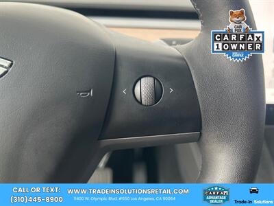 2025 Tesla Model Y Long Range  Dual Motor - Photo 19 - Los Angeles, CA 90064