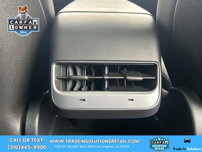 2025 Tesla Model Y Long Range  Dual Motor - Photo 34 - Los Angeles, CA 90064