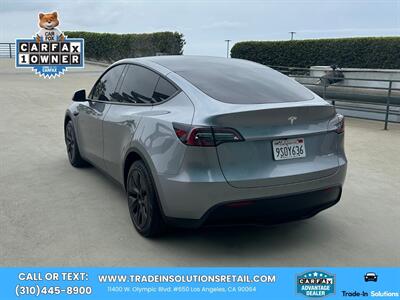2025 Tesla Model Y Long Range  Dual Motor - Photo 3 - Los Angeles, CA 90064