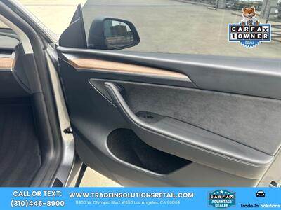 2025 Tesla Model Y Long Range  Dual Motor - Photo 37 - Los Angeles, CA 90064