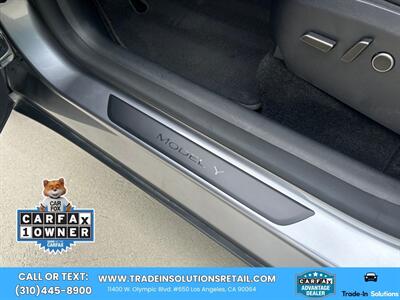 2025 Tesla Model Y Long Range  Dual Motor - Photo 29 - Los Angeles, CA 90064