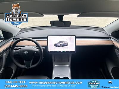 2025 Tesla Model Y Long Range  Dual Motor - Photo 15 - Los Angeles, CA 90064