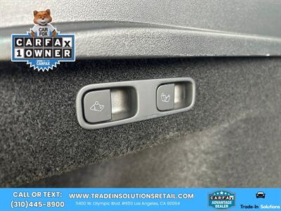 2025 Tesla Model Y Long Range  Dual Motor - Photo 43 - Los Angeles, CA 90064