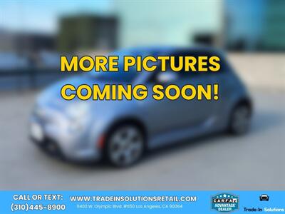 2017 FIAT 500e - Photo 2 - Los Angeles, CA 90064