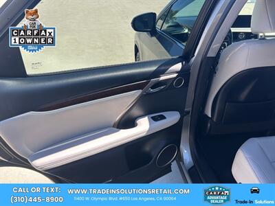 2022 Lexus RX 450h Hybrid AWD  Premium Package - Photo 39 - Los Angeles, CA 90064