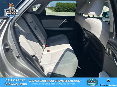 2022 Lexus RX 450h Hybrid AWD  Premium Package - Photo 38 - Los Angeles, CA 90064
