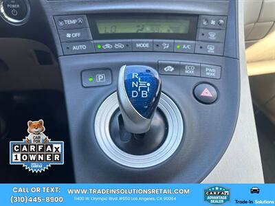 2011 Toyota Prius Three Navigation Package   - Photo 28 - Los Angeles, CA 90064