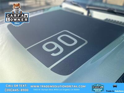 2023 Land Rover Defender 90 SE Advanced Offroad   - Photo 17 - Los Angeles, CA 90064