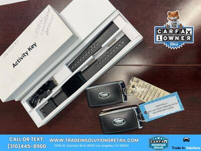 2023 Land Rover Defender 90 SE Advanced Offroad   - Photo 9 - Los Angeles, CA 90064