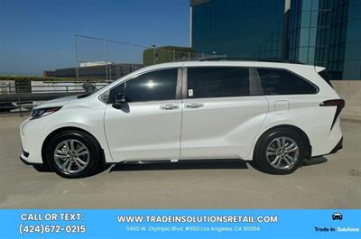 2023 Toyota Sienna Hybrid XSE AWD  25th Anniversary Edition - Photo 12 - Los Angeles, CA 90064