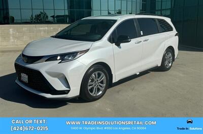 2023 Toyota Sienna Hybrid XSE AWD  25th Anniversary Edition - Photo 2 - Los Angeles, CA 90064