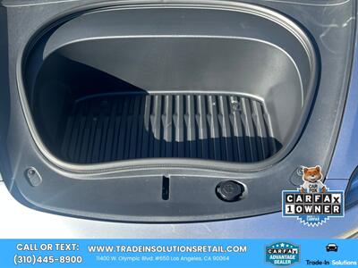 2025 Tesla Model 3 Performance - Photo 24 - Los Angeles, CA 90064