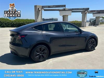 2024 Tesla Model Y Long Range AWD Dual Motor - Photo 5 - Los Angeles, CA 90064