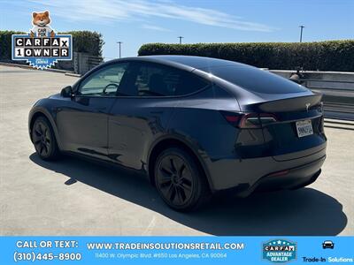 2024 Tesla Model Y Long Range AWD Dual Motor - Photo 3 - Los Angeles, CA 90064