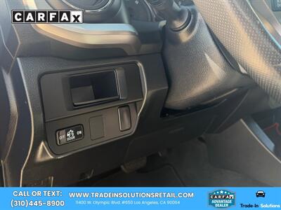 2017 Toyota Tacoma SR5 V6  Double Cab - Photo 19 - Los Angeles, CA 90064