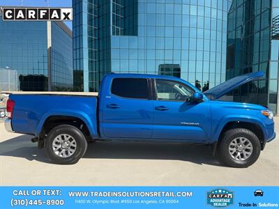 2017 Toyota Tacoma SR5 V6  Double Cab - Photo 6 - Los Angeles, CA 90064