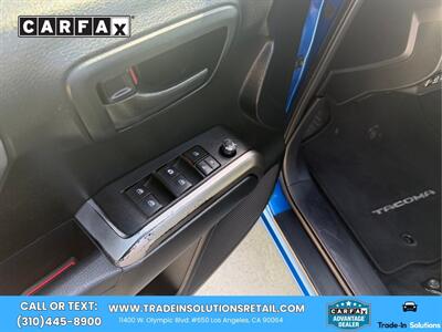 2017 Toyota Tacoma SR5 V6  Double Cab - Photo 18 - Los Angeles, CA 90064