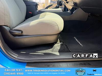 2017 Toyota Tacoma SR5 V6  Double Cab - Photo 33 - Los Angeles, CA 90064