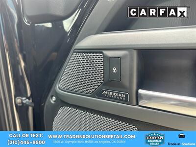 2020 Land Rover Defender 110 X 3rd Row Seating  3rd Row Seating - Photo 38 - Los Angeles, CA 90064
