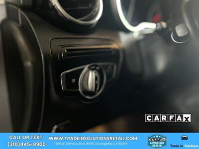 2017 Mercedes-Benz GLC GLC 300 4MATIC  Premium 2 Package - Photo 19 - Los Angeles, CA 90064