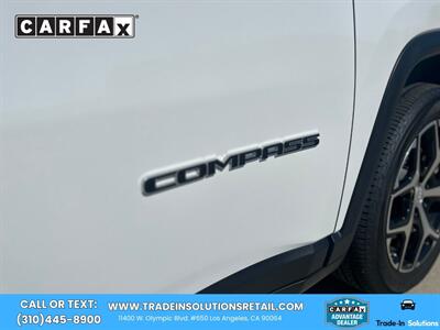 2024 Jeep Compass Limited  4x4 - Photo 15 - Los Angeles, CA 90064