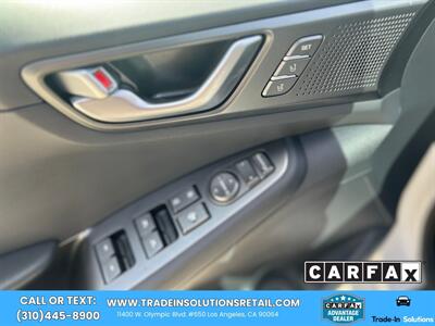 2020 Hyundai IONIQ Electric Limited   - Photo 23 - Los Angeles, CA 90064