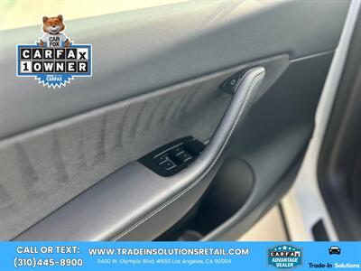 2021 Tesla Model Y Long Range AWD Dual Motor   - Photo 24 - Los Angeles, CA 90064