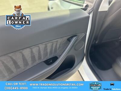 2021 Tesla Model Y Long Range AWD Dual Motor   - Photo 29 - Los Angeles, CA 90064