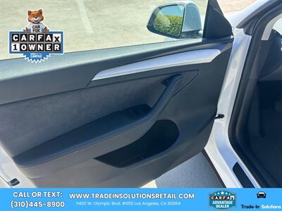 2023 Tesla Model Y Long Range Dual Motor AWD 7 Seats   - Photo 25 - Los Angeles, CA 90064