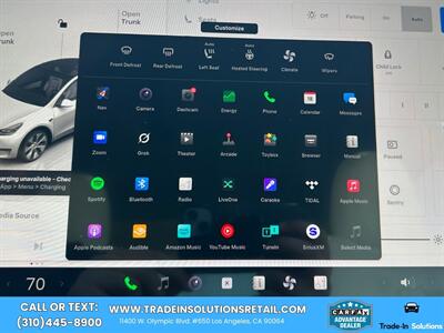 2023 Tesla Model Y Long Range Dual Motor AWD 7 Seats   - Photo 22 - Los Angeles, CA 90064