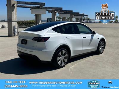 2023 Tesla Model Y Long Range Dual Motor AWD 7 Seats   - Photo 5 - Los Angeles, CA 90064