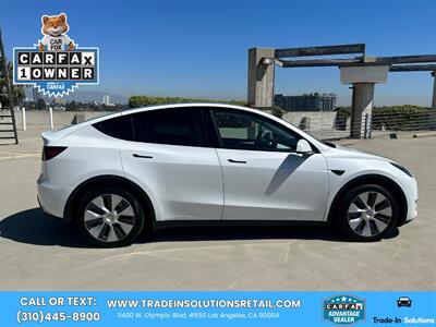 2023 Tesla Model Y Long Range Dual Motor AWD 7 Seats   - Photo 6 - Los Angeles, CA 90064