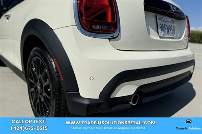 2022 MINI Hardtop 2 Door Cooper  Signature Trim - Photo 21 - Los Angeles, CA 90064