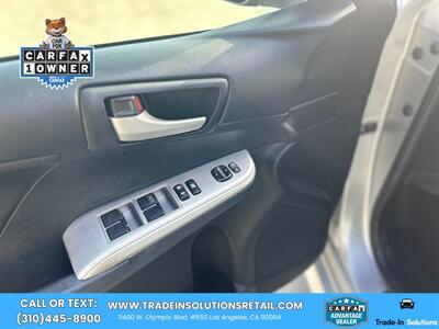 2012 Toyota Camry SE   - Photo 22 - Los Angeles, CA 90064