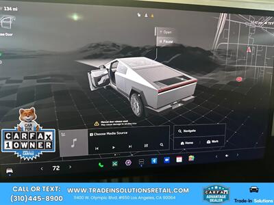 2024 Tesla Cybertruck Foundation  AWD - Photo 30 - Los Angeles, CA 90064