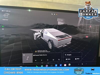 2024 Tesla Cybertruck Foundation  AWD - Photo 28 - Los Angeles, CA 90064