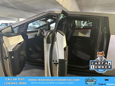 2024 Tesla Cybertruck Foundation  AWD - Photo 35 - Los Angeles, CA 90064